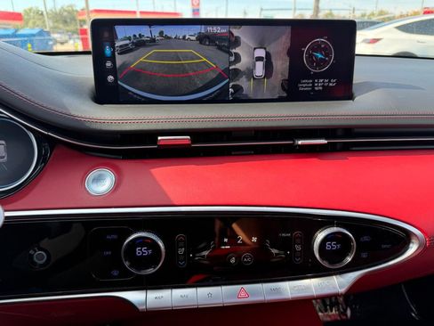 Used 2022 Genesis GV70 2.5T w/ Sport Prestige Package image 16