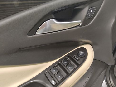 Used 2019 Buick Envision Preferred FWD image 27