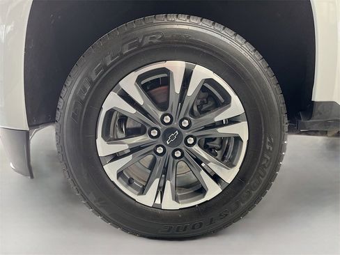 Used 2022 Chevrolet Colorado Z71 w/ Safety Package image 30