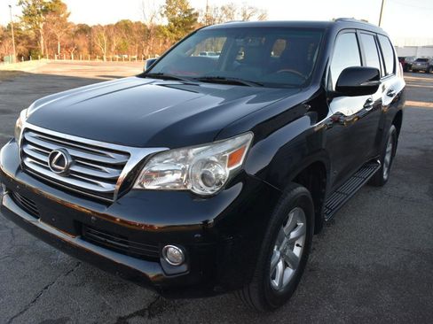 Used 2010 Lexus GX 460 image 2