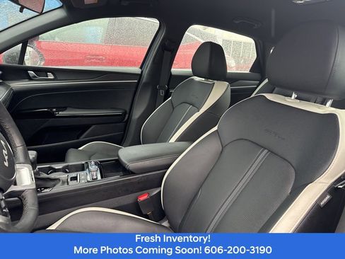 Used 2025 Kia K5 GT-Line image 11