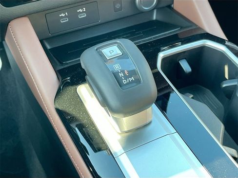 New 2025 Mitsubishi Outlander SEL image 17