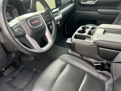 Used 2024 GMC Sierra 1500 SLT image 7