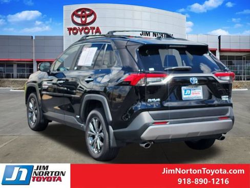 Used 2023 Toyota RAV4 Limited AWD/4WD image 8