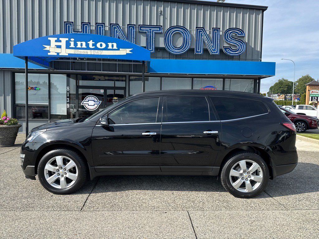 Used 2017 Chevrolet Traverse LT w/ True North Edition AWD/4WD image 2