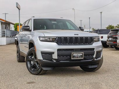 New 2025 Jeep Grand Cherokee L Laredo