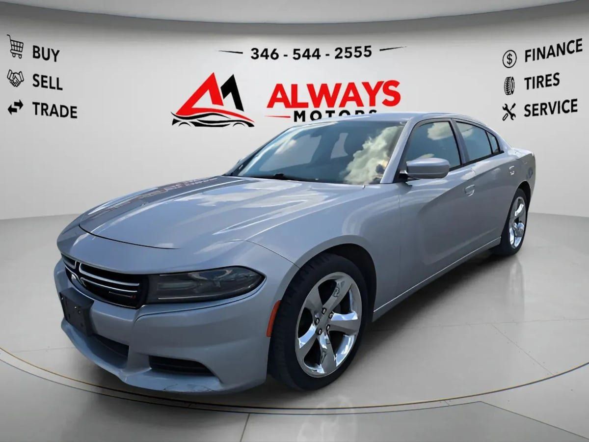 Used 2015 Dodge Charger SE w/ Popular Equipment Group RWD image 2