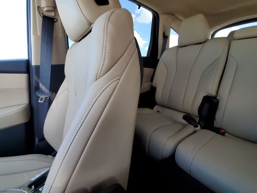 Certified 2024 Acura MDX w/ Technology Package FWD image 14