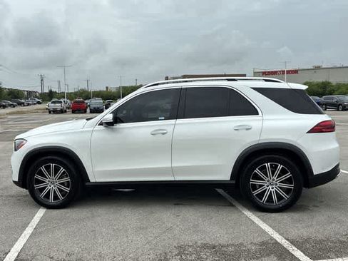 Used 2025 Mercedes-Benz GLE 350 4MATIC image 3