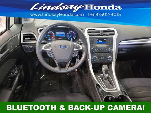 Used 2015 Ford Fusion SE FWD image 12