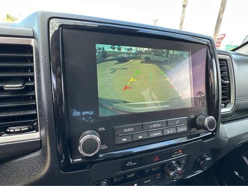 Used 2024 Nissan Frontier SV w/ SV Convenience Package image 6