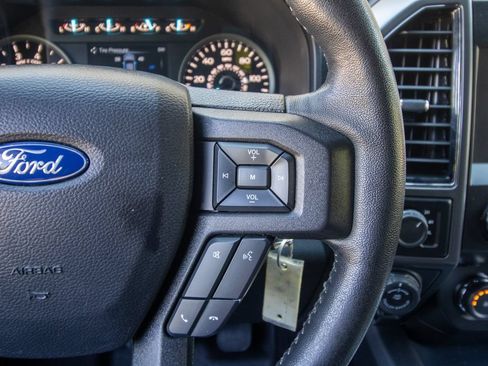 Used 2020 Ford F150 XLT w/ Equipment Group 302A Luxury AWD/4WD image 37