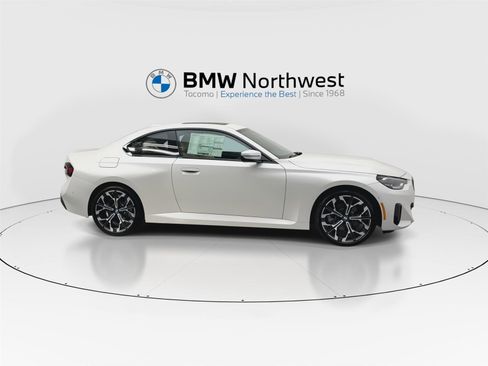 New 2026 BMW 230i xDrive Coupe w/ Convenience Package image 5