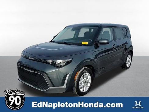 Used 2025 Kia Soul LX w/ LX Technology Package image 1