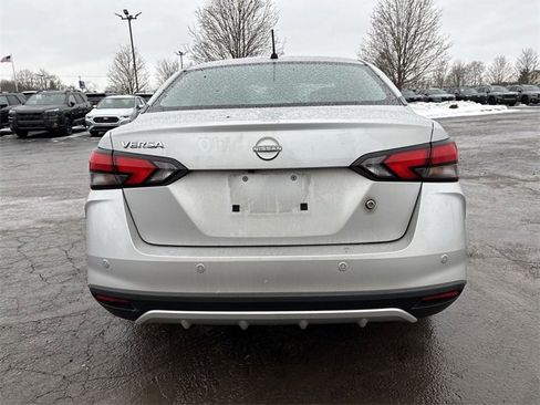 Used 2023 Nissan Versa S w/ Trunk Package image 10