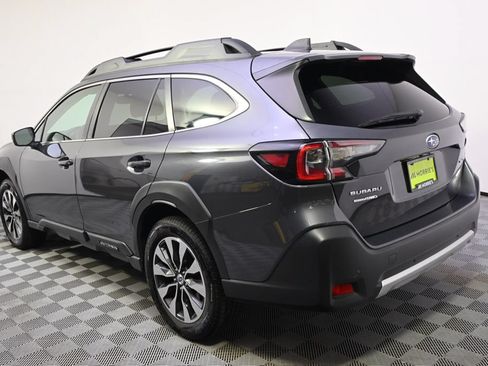 Certified 2024 Subaru Outback Limited AWD/4WD image 3