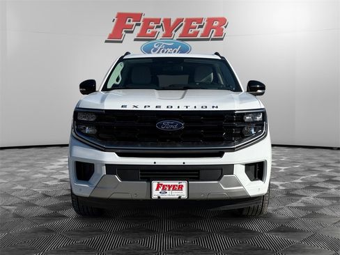 New 2026 Ford Expedition Max Platinum w/ Driver's Package image 8