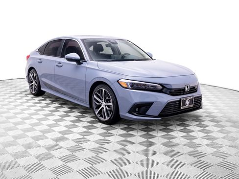 Used 2024 Honda Civic Touring image 7