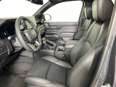 Used 2025 Toyota Tacoma Limited image 2