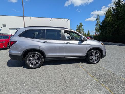 Used 2022 Honda Pilot Sport image 6