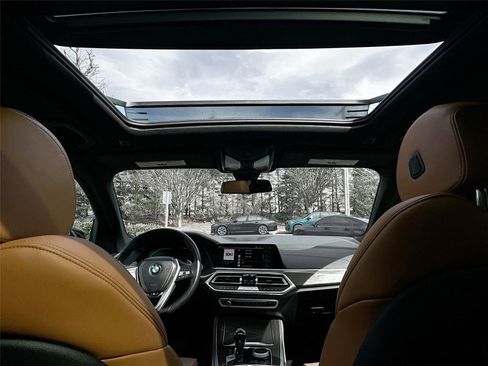 Used 2023 BMW X5 xDrive40i w/ Premium Package image 22