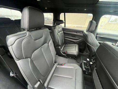 New 2025 Jeep Grand Cherokee L Limited w/ Black Appearance Package image 24