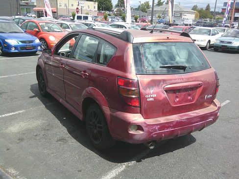 Used 2007 Pontiac Vibe w/ Preferred Package image 3