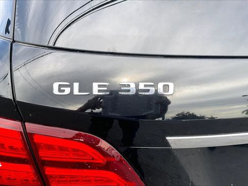 Used 2018 Mercedes-Benz GLE 350 w/ Premium 1 Package image 8