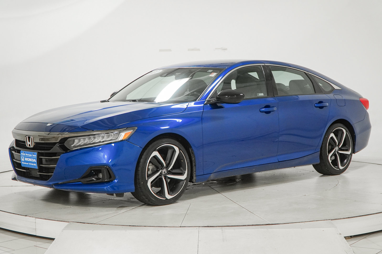 Used 2022 Honda Accord Sport image 4