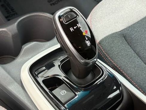 Used 2019 Chevrolet Bolt LT image 38