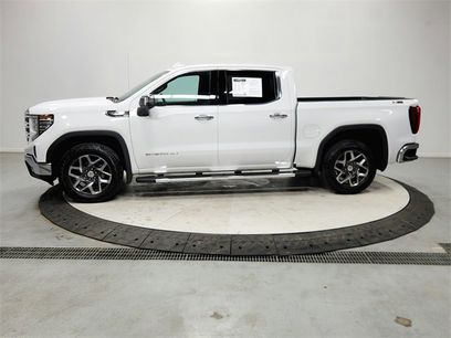 Used 2024 GMC Sierra 1500 SLT w/ SLT Premium Package