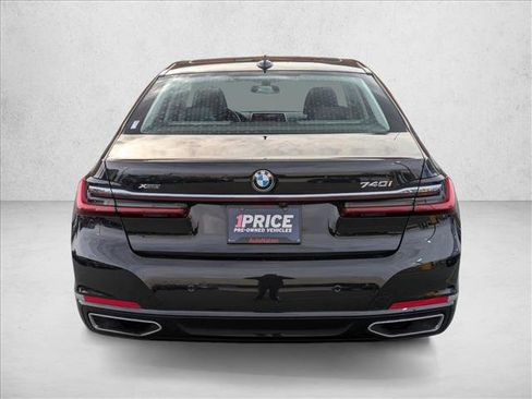 Used 2021 BMW 740i xDrive image 6