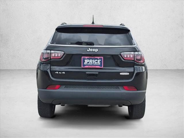 Used 2023 Jeep Compass Latitude AWD/4WD image 7