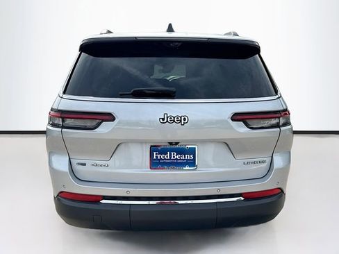 Used 2021 Jeep Grand Cherokee L Limited w/ Luxury Tech Group II AWD/4WD image 7