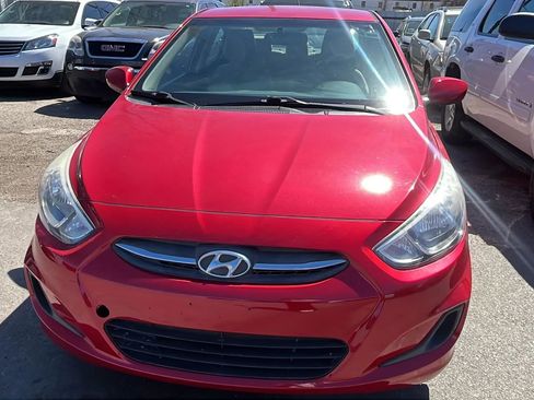 Used 2016 Hyundai Accent SE image 2
