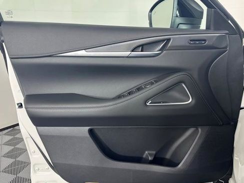 Certified 2025 INFINITI QX60 Luxe image 13