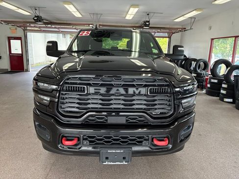 Certified 2025 RAM 2500 Big Horn AWD/4WD image 2