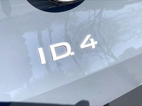 Used 2023 Volkswagen ID.4 Pro RWD image 31