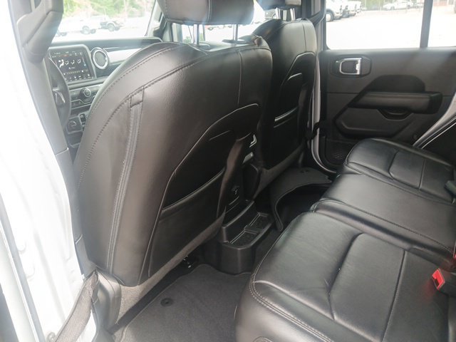 Used 2023 Jeep Wrangler Unlimited Sahara AWD/4WD image 12