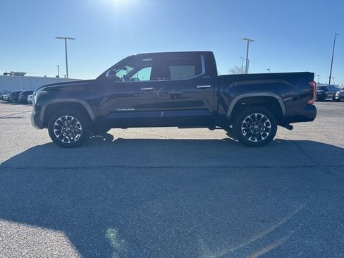 Used 2023 Toyota Tundra Limited image 4