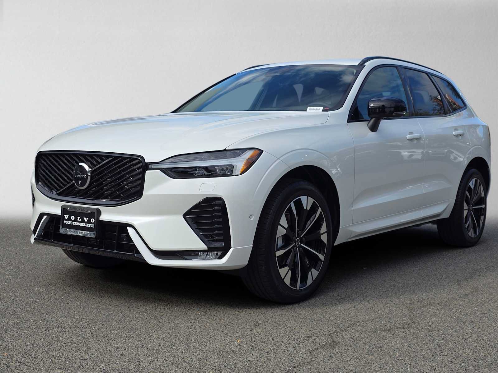 Used 2026 Volvo XC60 B5 Plus w/ Climate Package AWD/4WD image 7