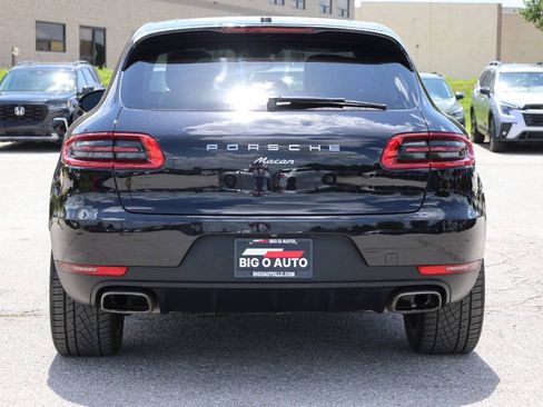 Used 2018 Porsche Macan AWD/4WD image 10