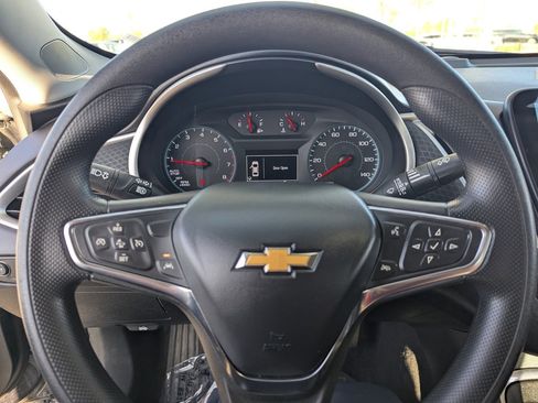 Used 2023 Chevrolet Malibu LT image 28
