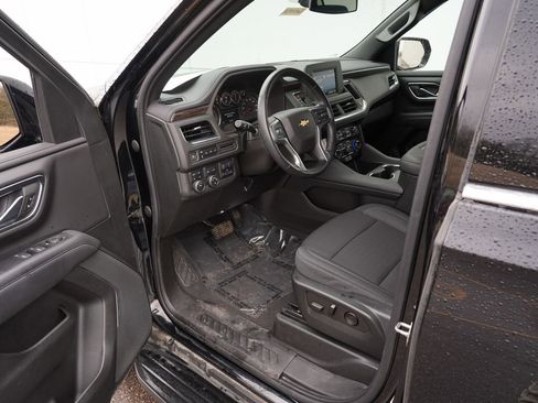 Used 2022 Chevrolet Suburban LS w/ Max Trailering Package AWD/4WD image 13
