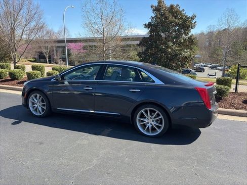 Used 2013 Cadillac XTS Premium image 4