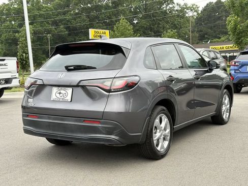 Used 2023 Honda HR-V LX image 3
