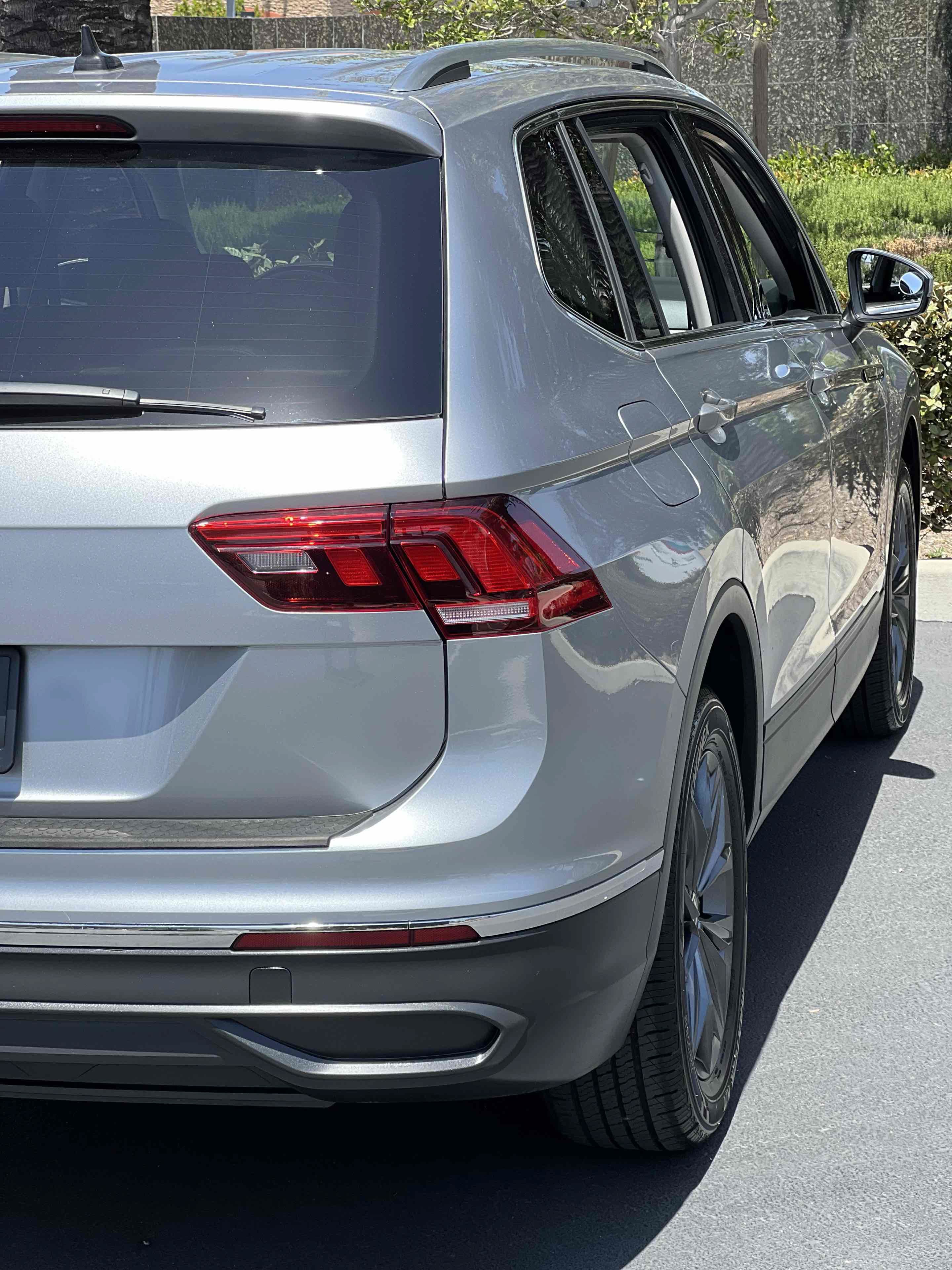 Used 2023 Volkswagen Tiguan SE FWD image 50