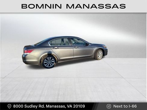 Used 2011 Honda Accord EX image 2