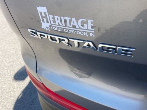 Used 2016 Kia Sportage LX image 9