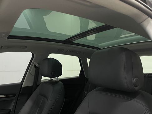 Used 2018 Audi Q5 2.0T Premium Plus w/ Premium Plus Package image 12